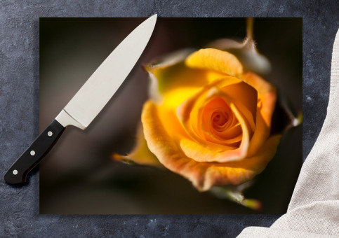 Planche à  découper Rose jaune en bouton